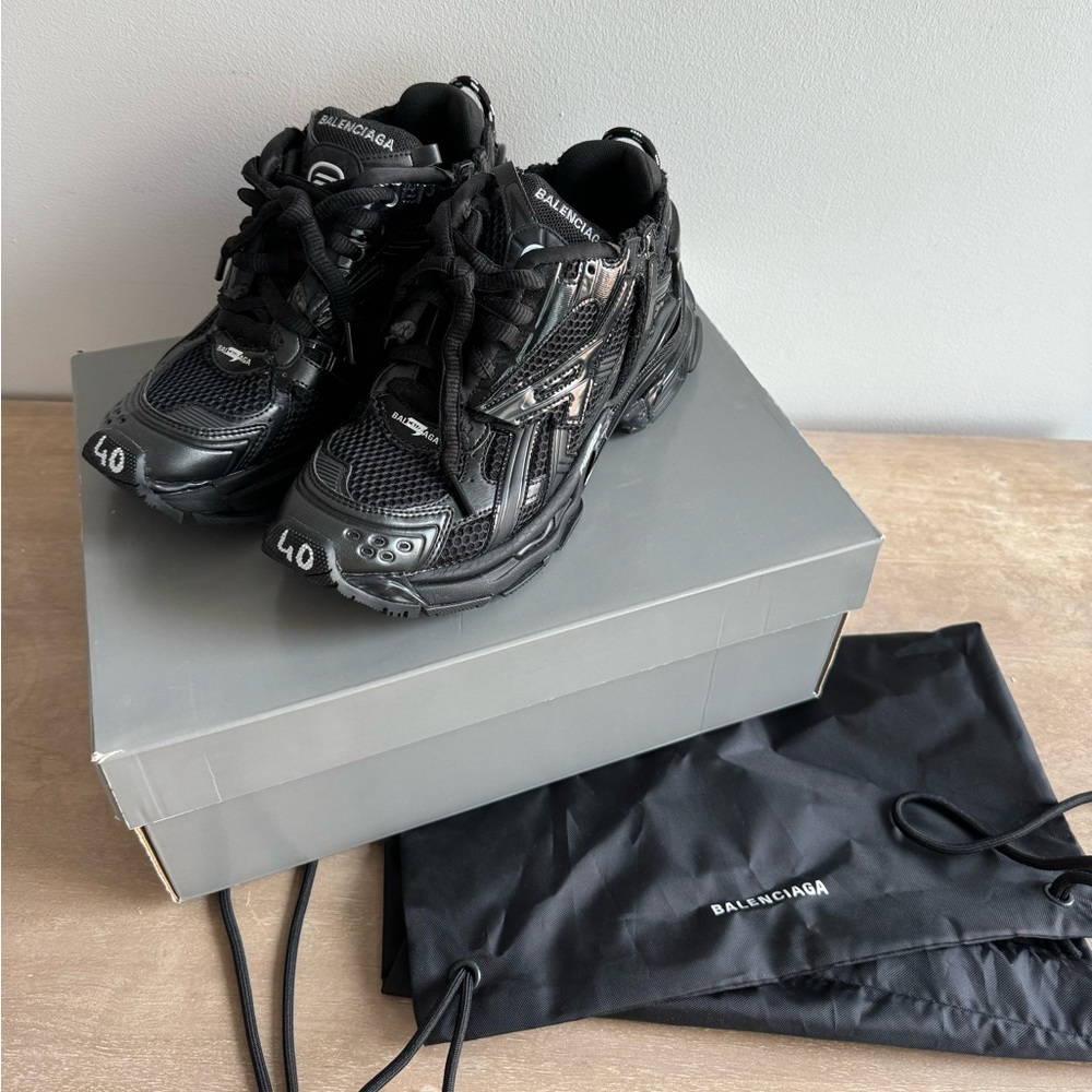 Balenciaga Black Runner Sneakers sz 40